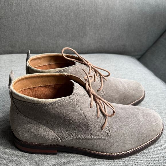 Cole Haan Suede Chukka Boots Men's 9.5 Sand Gray Shoes Preppy C23872 - Picture 1 of 11